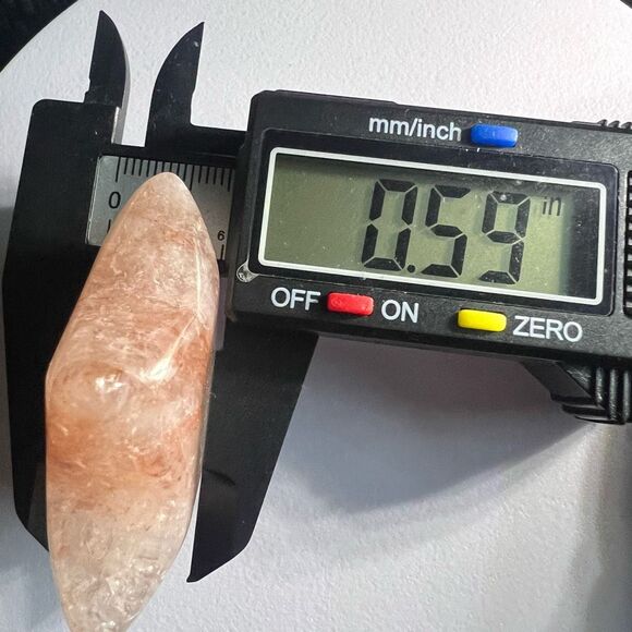 Fire Quartz Crystal Star Carving (7) - Picture 7 of 9